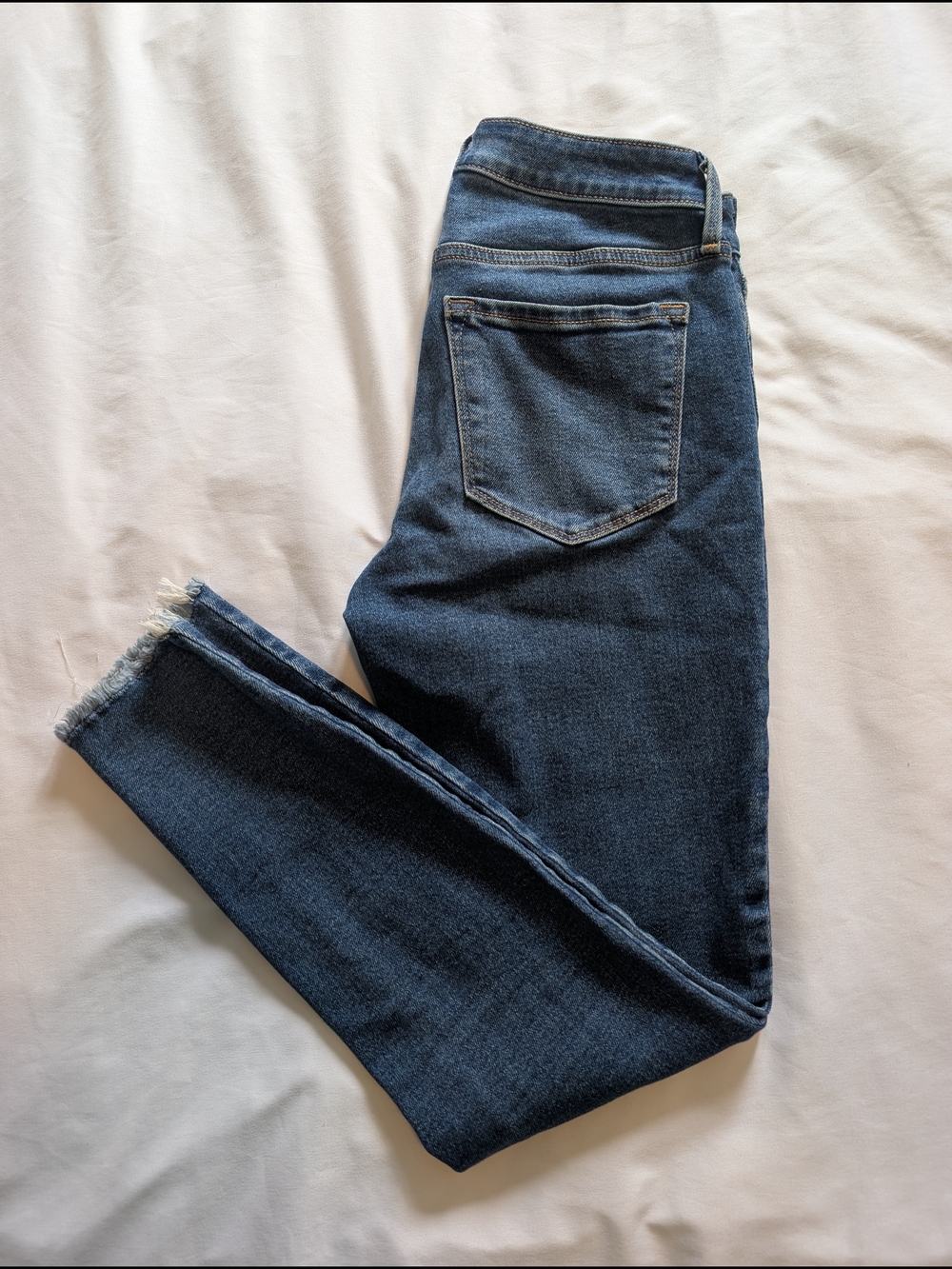 Old Navy Rockstar Super Skinny Mid Rise Ankle Jeans Size 4